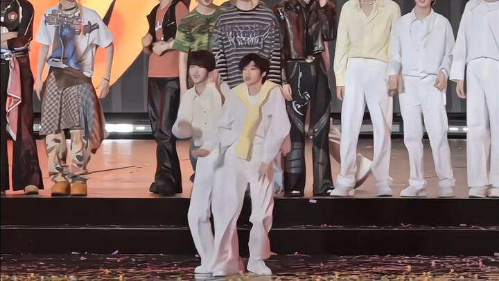 Tân âm theo vũ 💙 Kỳ Hằng 💜 Phiên bản 2.0 của màn song ca “That’s what I like”