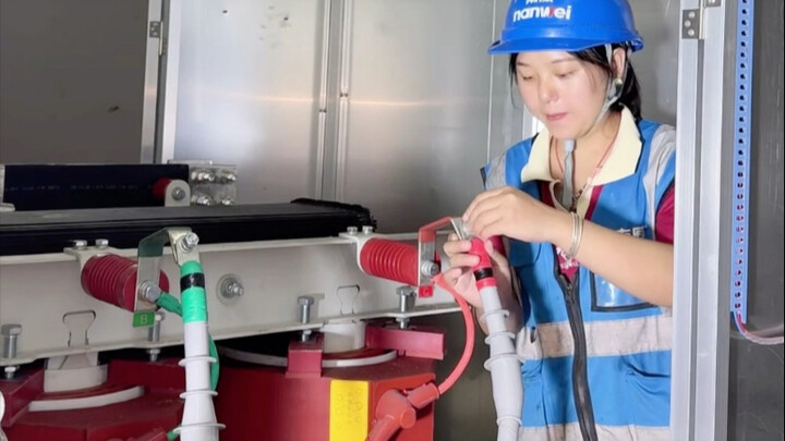 Immersive High-Voltage Cable Crimping