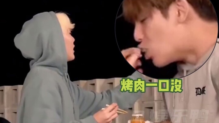 How exhausting it is for Seungyoul to scramble for food with his teammates! As everyone knows, SEVEN