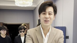 什么叫做神反转？就是当室友的隐藏身份被发现后，惊掉所有人下巴