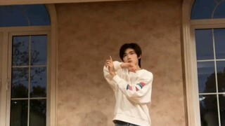 【Song Yaxuan】What is Teacher Song doing?