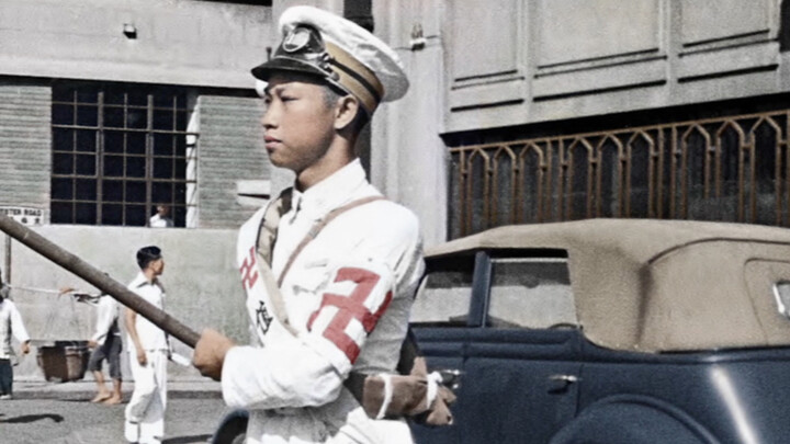 Năm 1937, các thành viên Hội Hồng Vạn Tự trên đường phố Thượng Hải