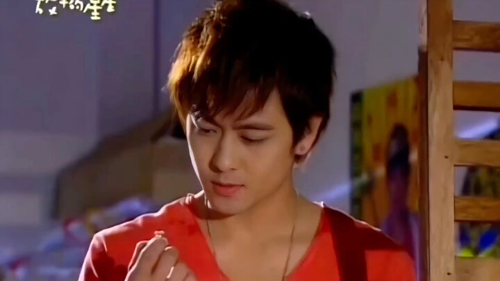 It’s just that idol dramas back then felt so real, so pure, that I ended up thinking all relationshi