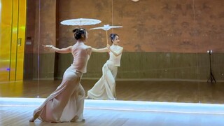 ได้แดนซ์สวย ๆ อีกแล้ว "เรือควันฝน" พร้อมเวอร์ชั่นเต็มอยู่ด้านหลัง