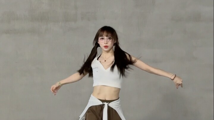 DB Style - Hearts2Hearts [Trả lời]