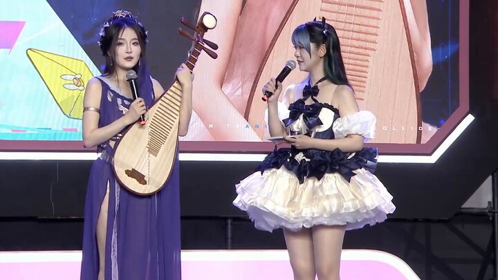 Kerudungnya dibuka setelah 1 menit! Siaran langsung resminya memamerkan sosoknya! Zi Ling ber-cospla