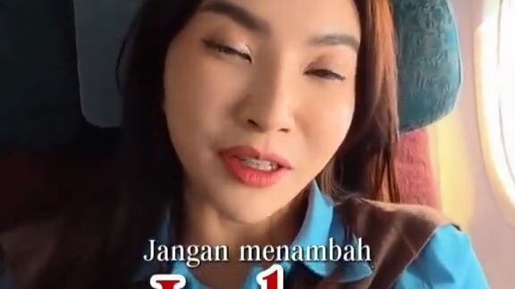 kenapa harus selalu wanita yang di slaahkan  wanita juga berhak bahagia