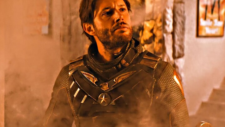 Phụ nữ giống như rượu ngon, càng già càng đậm đà.