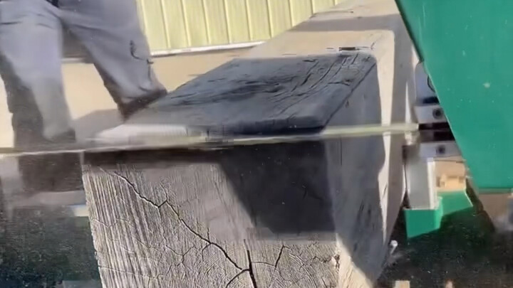 Rotten wood cutting processing