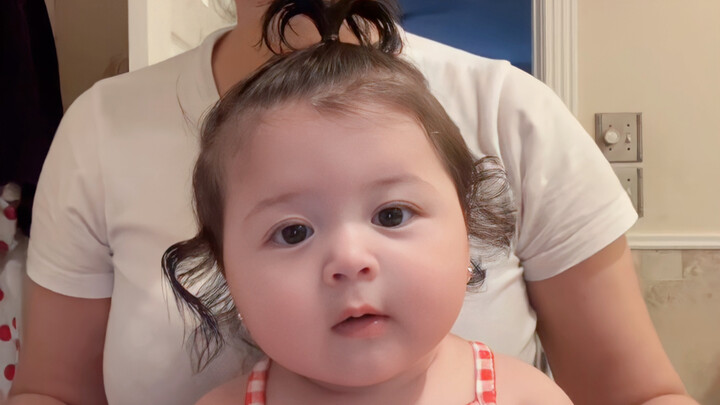 وجه يشبه المنقلة تماماً