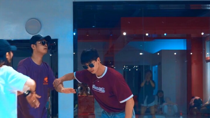 [CUBE Dance Studio] Tin tức mới nhất trên Internet! Vũ đạo gốc của Ann trong "Người tình" của Cai Xu