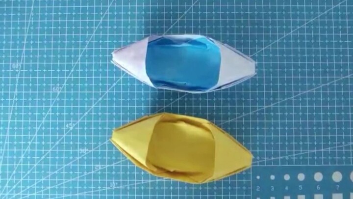 The origami method of the awning boat