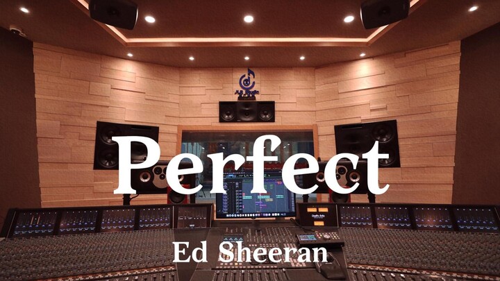 Ed Sheeran «Perfect» Mendengarkan dengan Lantang di Studio Rekaman Mewah Bernilai Jutaan