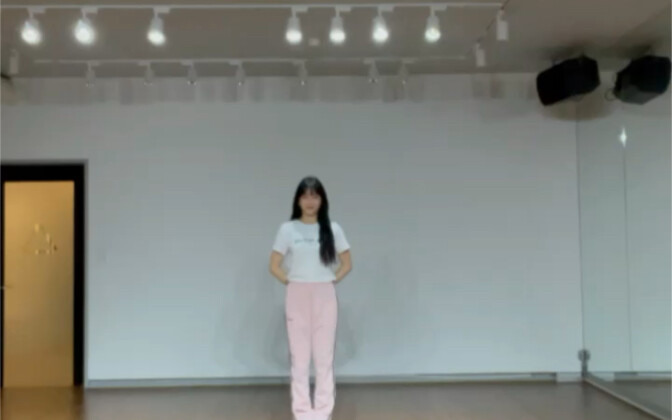 غطاء دامب دامب لقائدة فرقة Stayc بيه سو مين