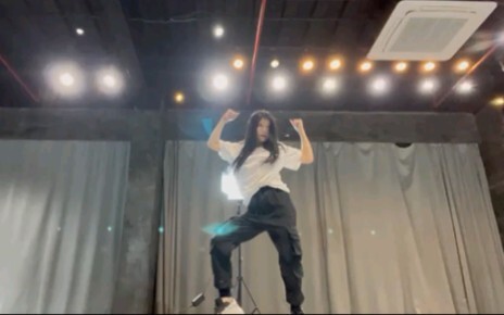 【เซิ่นเมิ่งเหยา/SNH48】220324 ซ้อมเต้นคัฟเวอร์เพลง «tomboy» ในห้องซ้อม