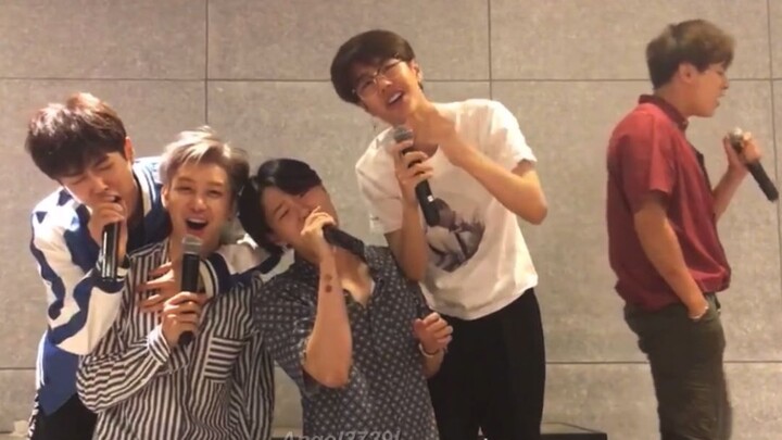 【UNIQ】Mengutip satu kalimat dari Wang Yibo, “Keluarga kalian tidak merasa terganggu dengan keributan