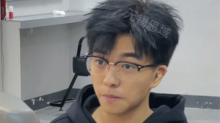 No matter how good-looking you are, you still can't beat the mushroom cut, bro!