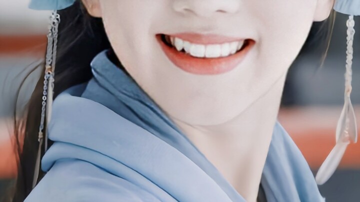 Cuối cùng cũng có một cô nàng ngốc nghếch, trong sáng không coi khán giả là kẻ ngốc nữa!!!