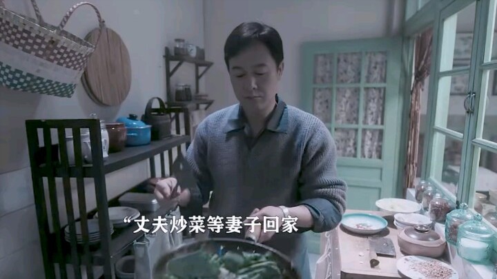 Mỗi người phụ nữ thành công đều có một người chồng hiền lành, đảm đang ở phía sau!