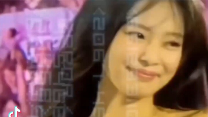 <---- JENnie queeNIE ---->