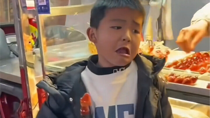 阿呦阿呦，爱吃甜甜的糖葫芦