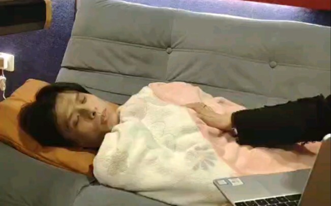 يعمل بجد حقًا/الفرعون