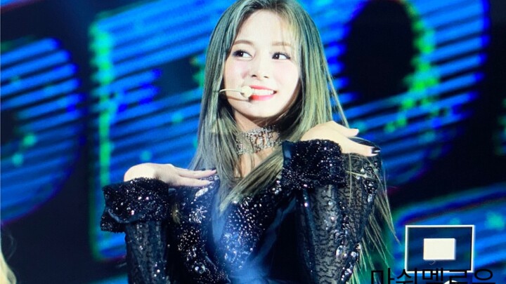 ONCE: Aku cinta kamu  Ziyu: Terima kasih (malu-malu)