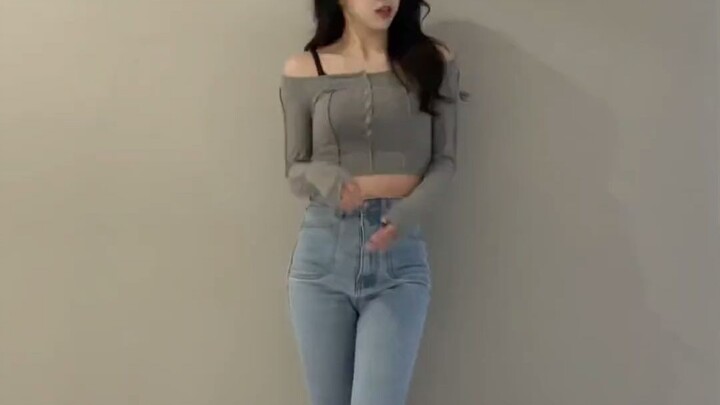 快艾特你宝子陪我跳#157小个子女生#肌肉腿女孩#扭一扭