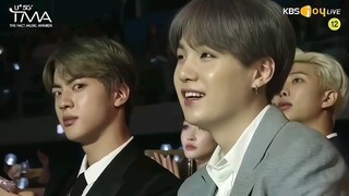 [BTS] Đạo diễn ơi, anh biết cách cắt cảnh đấy | Cắt cảnh BTS khi khán giả im lặng