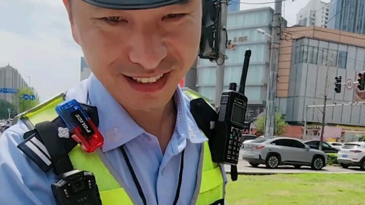 There are many ways to reunite with comrades-in-arms, but one thing remains unchanged: that heartfel