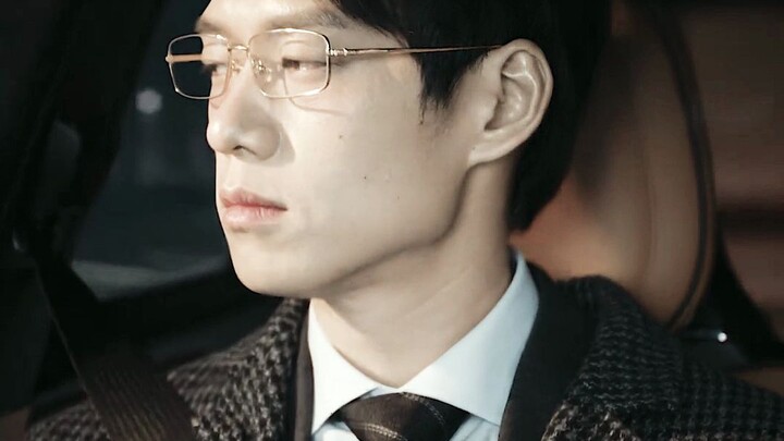 Oh my god! Someone please save him! He's about to break!