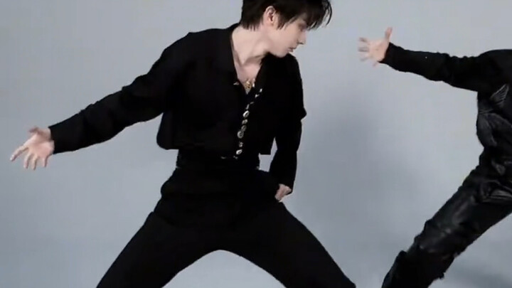 【Mã Gia Kỳ】241118 Thử thách nhảy "Khúc tưởng tượng đêm trăng" Mã Gia Kỳ cut