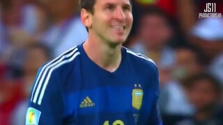 Những khoảnh khắc đẹp trong bóng đá