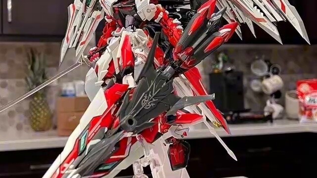 Para model pemula, hindari jebakan dan cobalah untuk tidak menyentuh tas keberuntungan kotak buta se