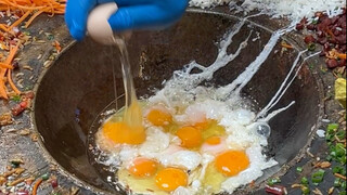 ข้าวผัดหอมกรอบริมทาง!