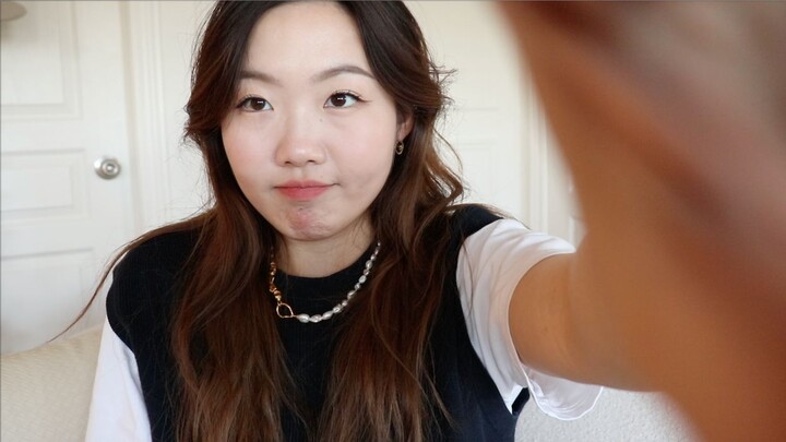 Buka kartu nih, tahun 2023 ini, sebenarnya aku sama sekali tidak bahagia.