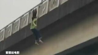 تشاجرت فتاة في شانتو مع عائلتها، فقفزت في النهر غاضبةً. غرق شقيقها أثناء محاولته إنقاذها.