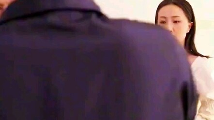 Tìm kiếm những cảnh quay nổi tiếng hài hước của cậu em trai: Vì tiếng chuông điện thoại di động của 