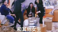 之前以为他是分男女给力度 这么一看是分老婆和外人!好你个双标王强