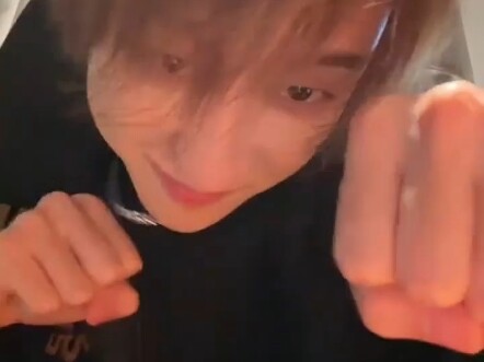 ثلاثية الفتاة اللطيفة