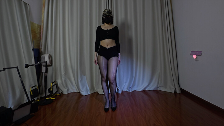 It's Mai Xiaowen, the plus version—Shake It, haha!