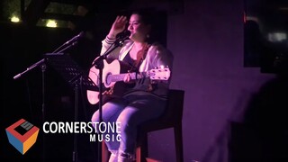 Cyra - British Boy (LIVE)