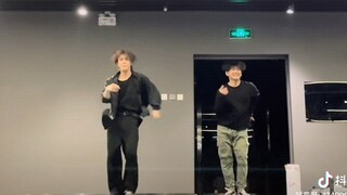 王晨艺&韩宇《你的微笑》
