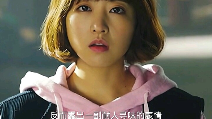 This girl is no ordinary one—she even bargained down the doctor’s fees at birth!