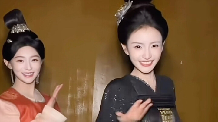 Hậu trường “Thịnh Thế Thiên Hạ”: Lưu Hy lúc thì nhảy với Cao Dương, lúc lại nhảy với Tiêu Thục Phi, 