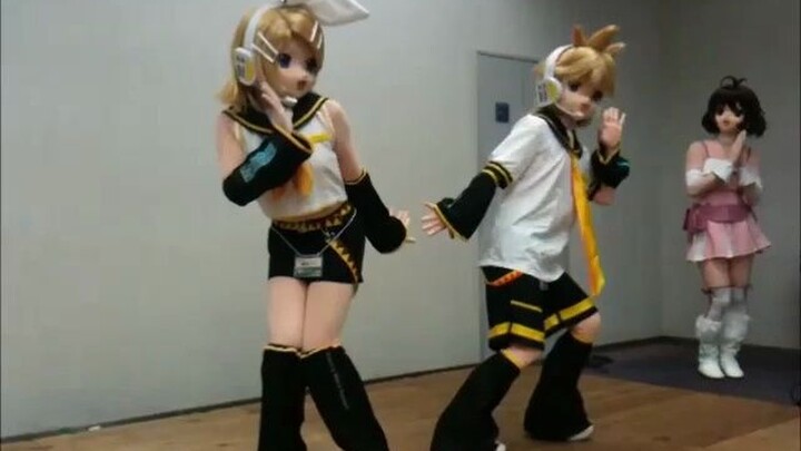 Cặp song sinh Kagerou