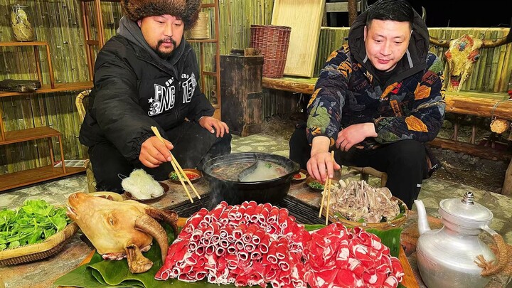 รับแกะมากกว่า 80 ปอนด์ ทำขนมปังแกะเองและทำหม้อไฟเล็กๆ