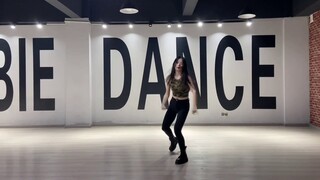 [Practice] Practice the dance clip of HyunA's new song "Flower Shower"