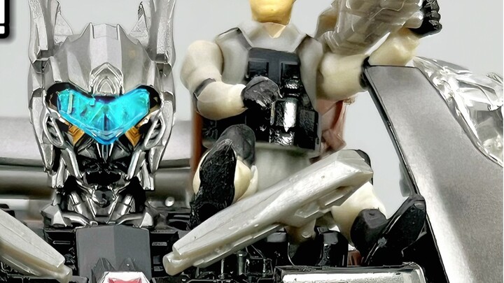 Transformers versi Amerika dari Jazz kelas Alliance, yang dulunya merupakan benda suci!