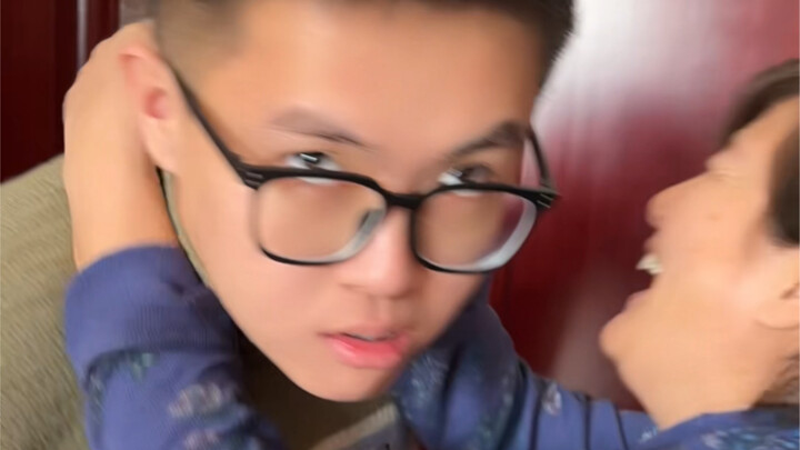 如何应付让你穿秋裤的妈妈